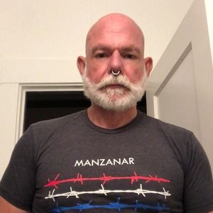 Meet your Posher, Elliot